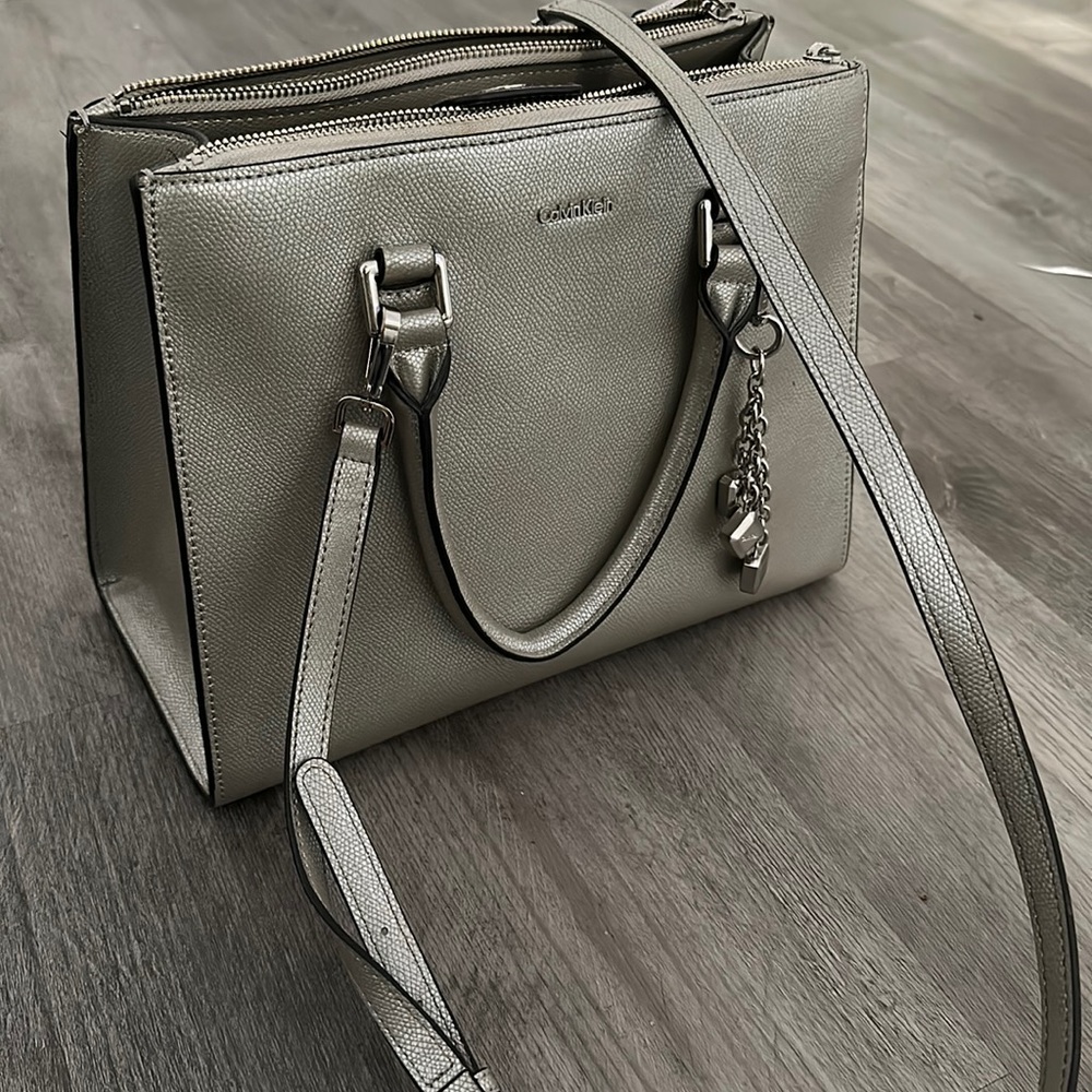 Calvin Klein tote bag silver like new